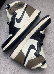 Кроссовки Nike Air Jordan 1 High Dark Mocha живое фото 1