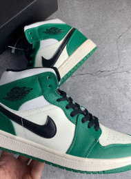 Кроссовки Nike Air Jordan 1 Mid Celtics Pine Green живое фото 4