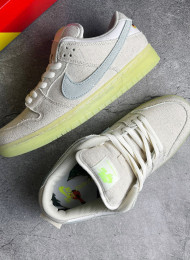 Кроссовки Nike Dunk SB Low Mummy Coconut Milk живое фото 2